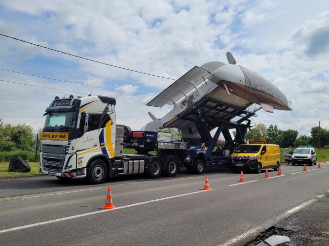 Catamaran transport